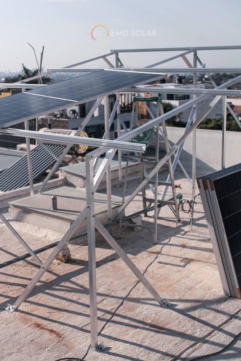 Estructura de paneles solares gdl